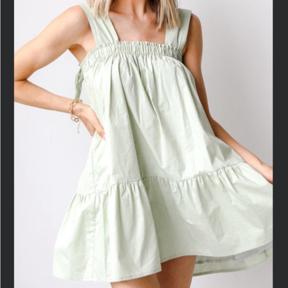 NWOT Dressup Hyfve green dress